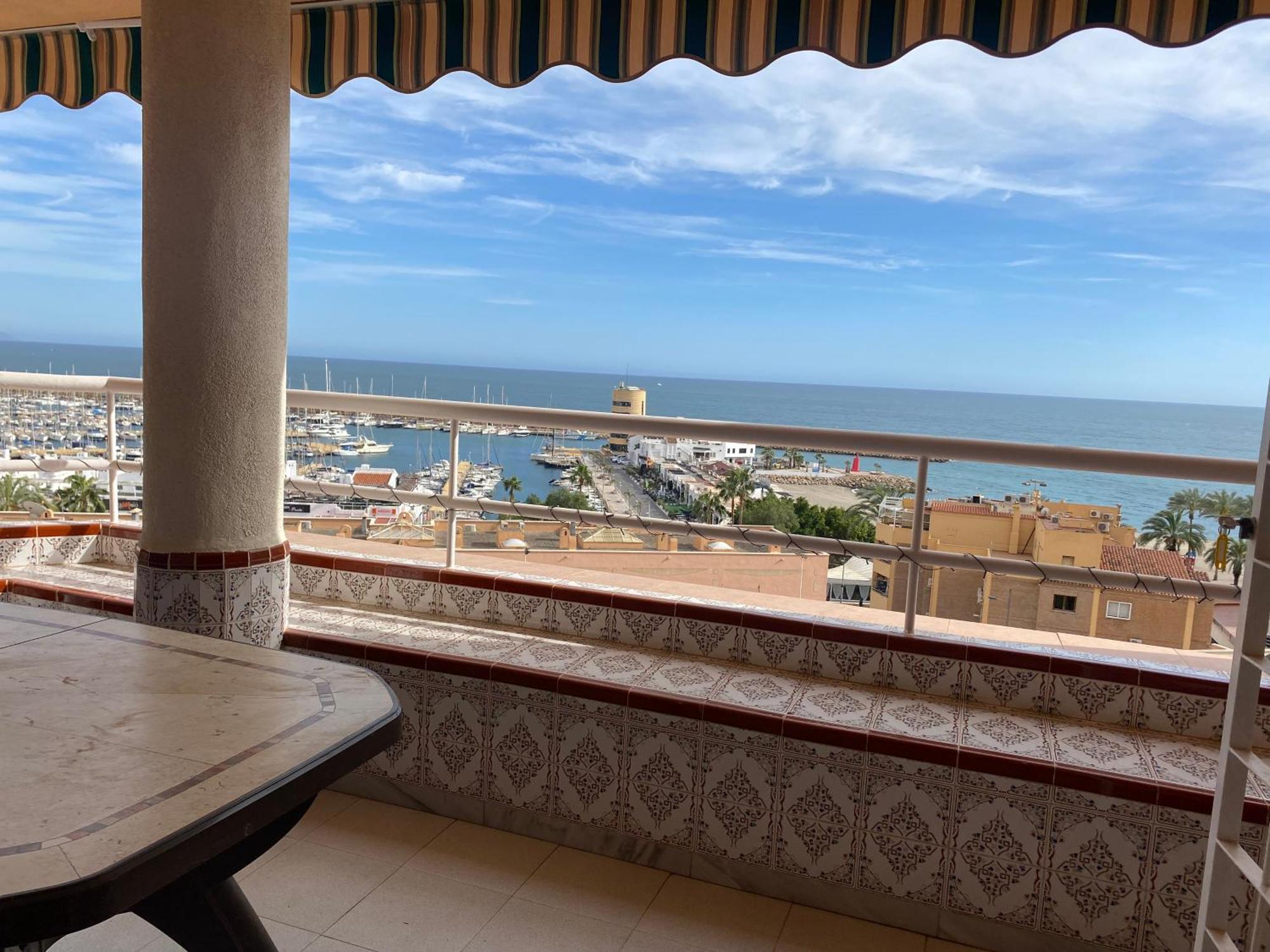 Mirador Del Puerto * Aguadulce (Almeria)